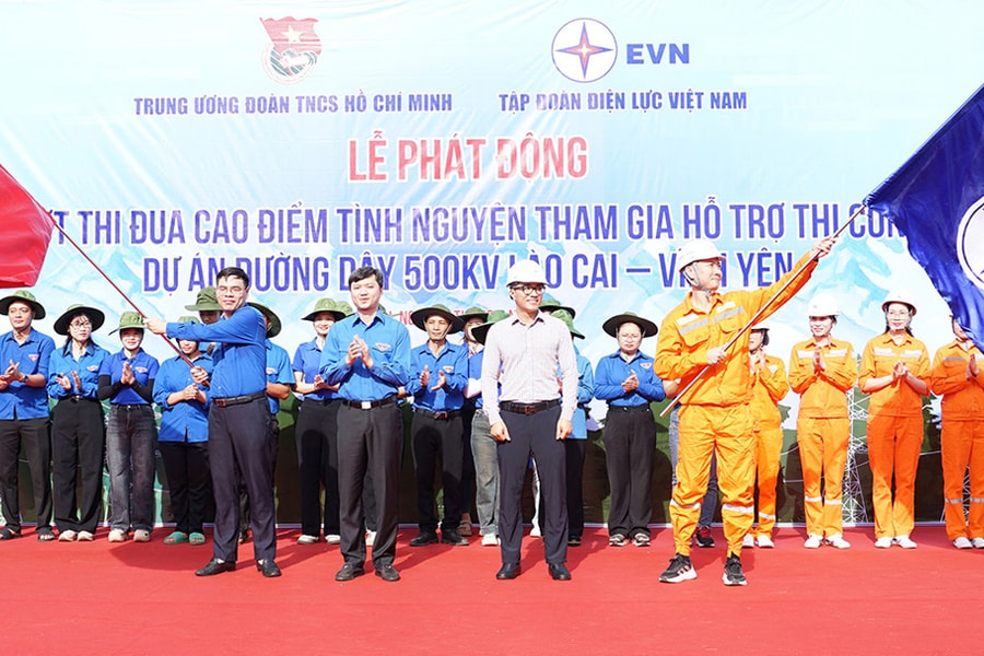 Dự án đường dây 500kV Lào Cai – Vĩnh Yên: Phát động đợt thi đua cao điểm tình nguyện tham gia hỗ trợ thi công