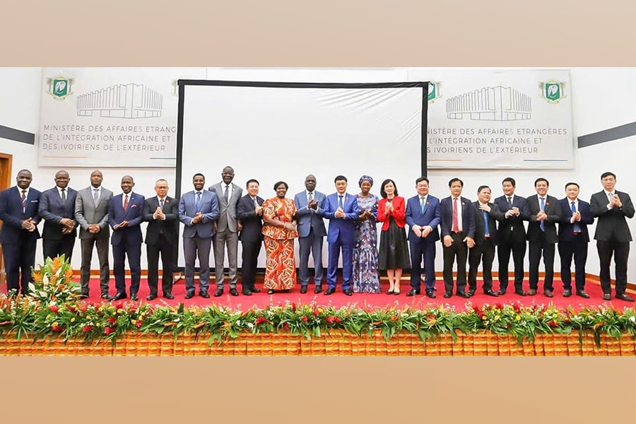 Phó Chủ tịch Quốc hội Vũ Hồng Thanh dự Hội thảo về chính sách và hợp tác kinh tế Việt Nam - Bờ Biển Ngà