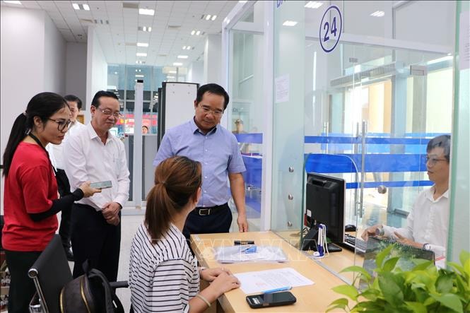 Ban Tổ chức Trung ương thí điểm đánh giá kết quả công tác hằng tuần đối với cán bộ, công chức, người lao động