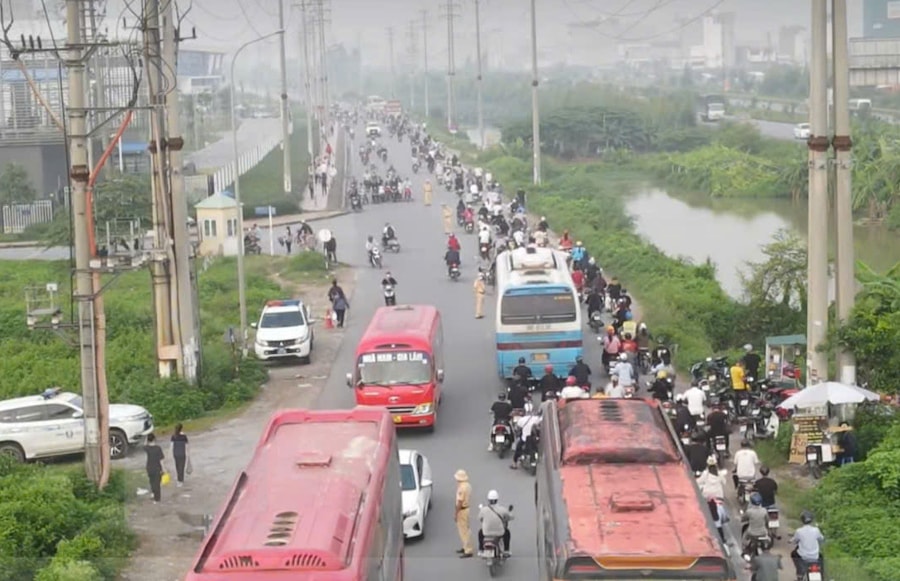Bắc Ninh: Yêu cầu xử lý hàng loạt vấn đề “nóng” về trật tự an toàn giao thông tại KCN Vân Trung và Quang Châu