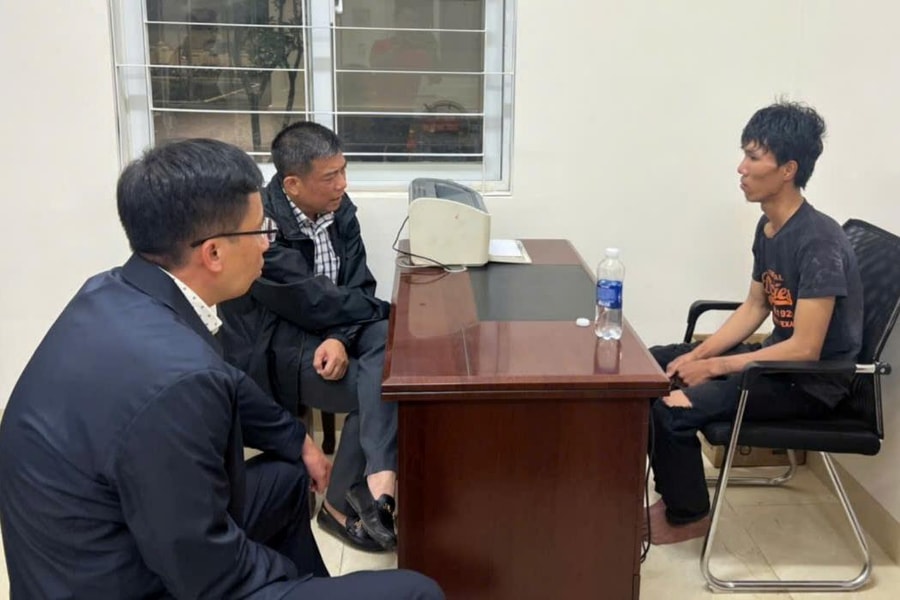 Công an Lâm Đồng giải cứu con tin bị khống chế bằng dao