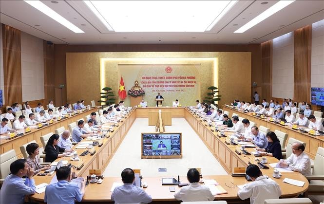 Thủ tướng Phạm Minh Chính : Tăng trưởng 8,3% – 8,5% không phải là mục tiêu bất khả thi và phải thực hiện