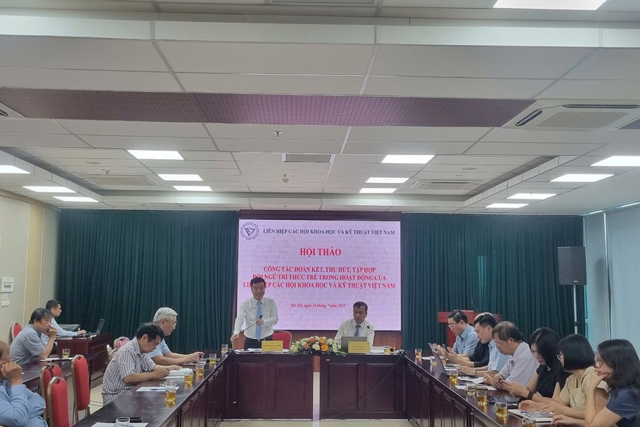 Vẫn thiếu chính sách riêng biệt để thu hút trí thức trẻ