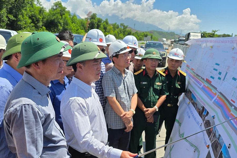 Dốc sức “chạy đua” tiến độ cao tốc Hòa Liên – Túy Loan: Cần đẩy nhanh điểm nghẽn mặt bằng