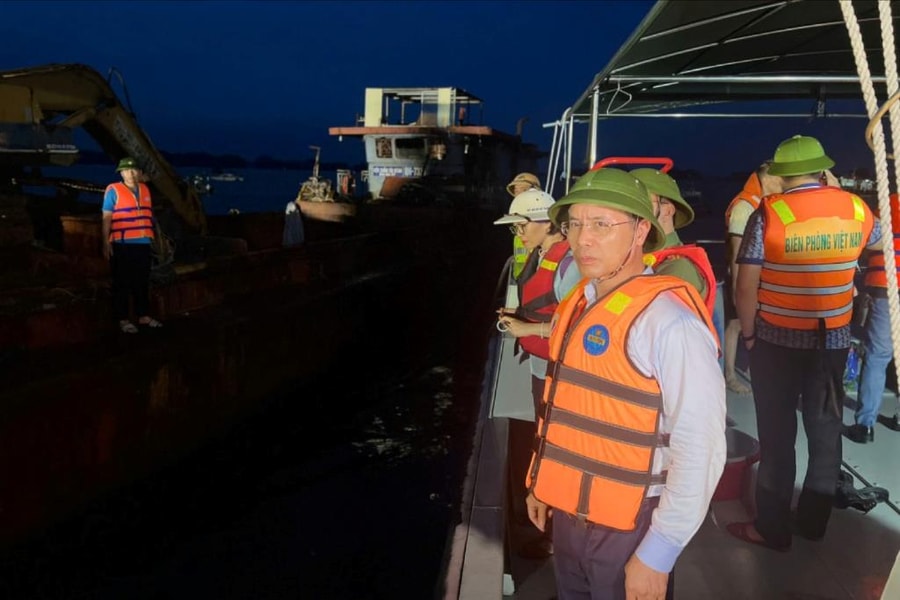 Đã tìm thấy 17 nạn nhân vụ chìm tàu du lịch trên vịnh Hạ Long