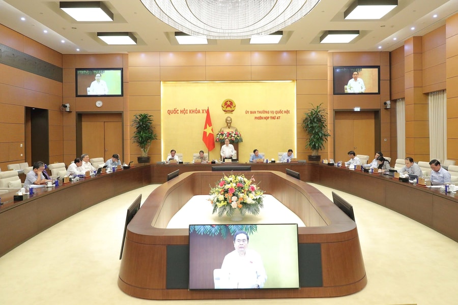 Ủy ban Thường vụ Quốc hội thông qua Nghị quyết về cho thôi nhiệm vụ ĐBQH đối với ông Đỗ Đức Duy