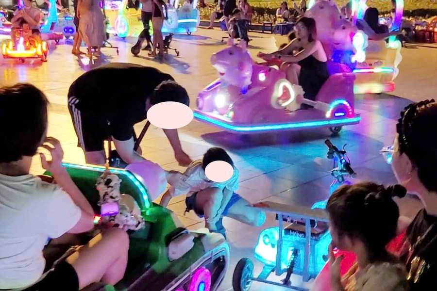 Mối nguy hiểm từ việc kinh doanh xe điện ở không gian công cộng