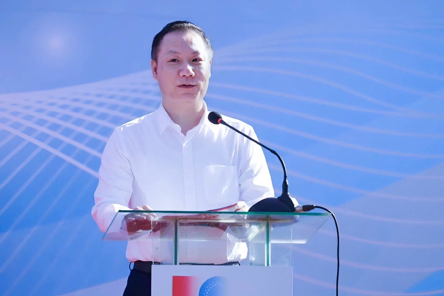 Bộ GD-ĐT: Thí sinh không nên lo lắng vì điểm tổ hợp D01 thấp, C00 cao thì bất công