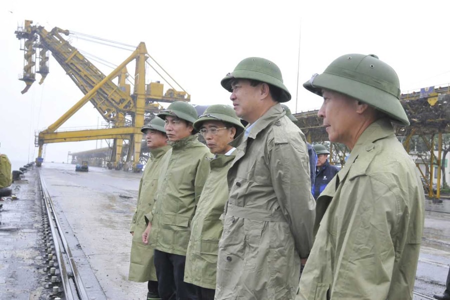 TKV  kiểm tra công tác ứng phó bão số 3 tại Quảng Ninh