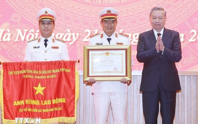 Tổng Bí thư Tô Lâm: Đội ngũ kiểm sát phải có dũng khí bảo vệ cái đúng, kiên quyết đấu tranh với cái sai