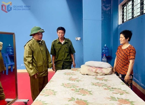 Quảng Ninh: Di dời khẩn cấp người dân khỏi vùng nguy hiểm trước bão số 3 ( Wipha)