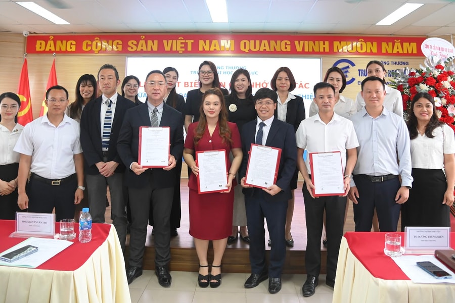 Trường Đại học Điện lực t ăng cường hợp tác trong đào tạo và thực tập cho sinh viên