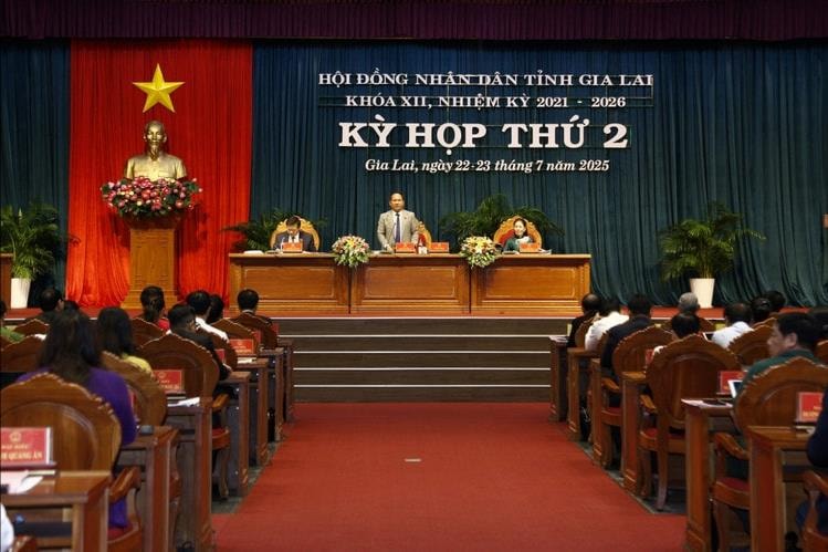 Kỳ họp thứ 2, HĐND tỉnh Gia Lai Khóa XII Quyết sách nhân văn, bảo đảm ổn định tổ chức bộ máy