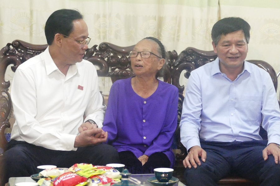 Phó Chủ tịch Quốc hội Trần Quang Phương: Tri ân thiết thực, chăm lo đúng mức người có công