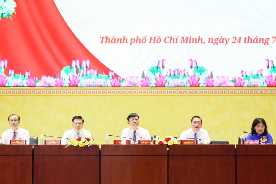 Khẳng định vị thế siêu đô thị đầu tàu, vận hành chính quyền 2 cấp hiệu quả