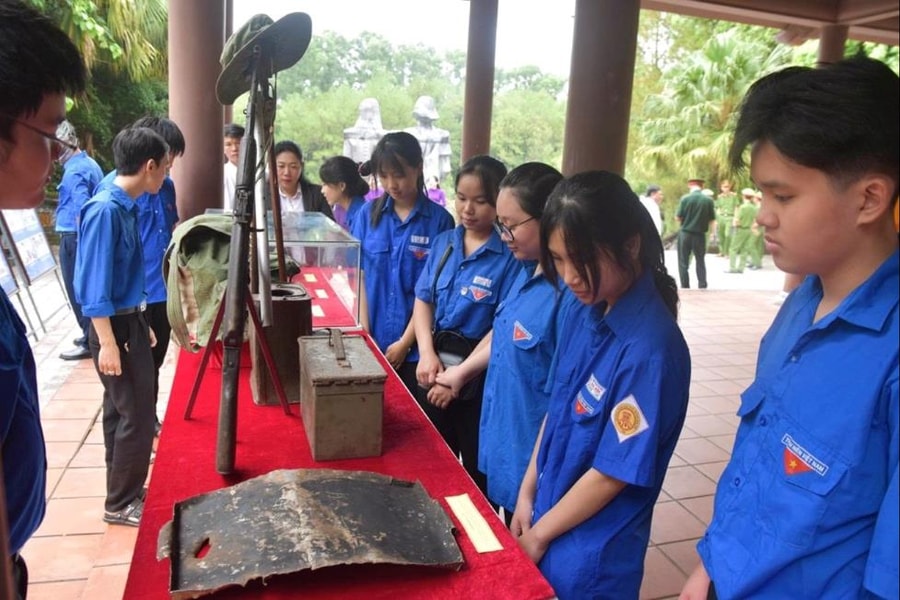 "Ký ức thời hoa lửa" tại Khu di tích Chín Hầm