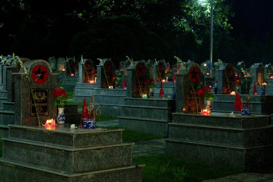 Thắp nến tri ân – thắp sáng ngọn lửa của lòng biết ơn