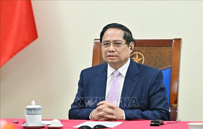 Thủ tướng Phạm Minh Chính điện đàm với Thủ tướng Malaysia Anwar Ibrahim