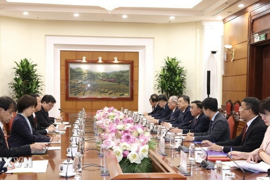 Thường trực Ban Bí thư Trần Cẩm Tú tiếp Đoàn đại biểu Đảng Cộng sản Nhật Bản