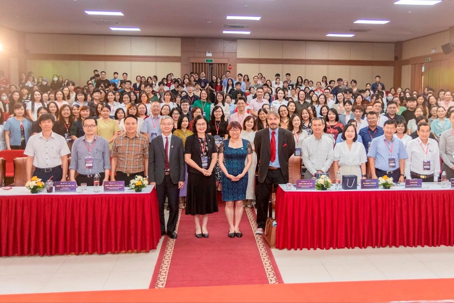 Hơn 500 tác giả trong nước và quốc tế bàn về vấn đề “Chuyển đổi số vì Tác động Xã hội và Hiệu quả ESG”