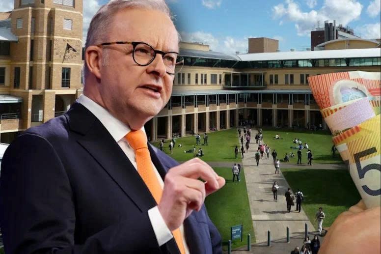 Nghị viện Australia thông qua luật xóa nợ cho sinh viên