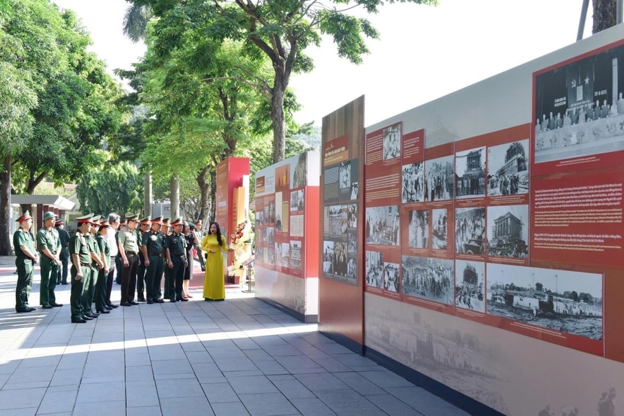 Lăng Bác - trái tim Tổ quốc