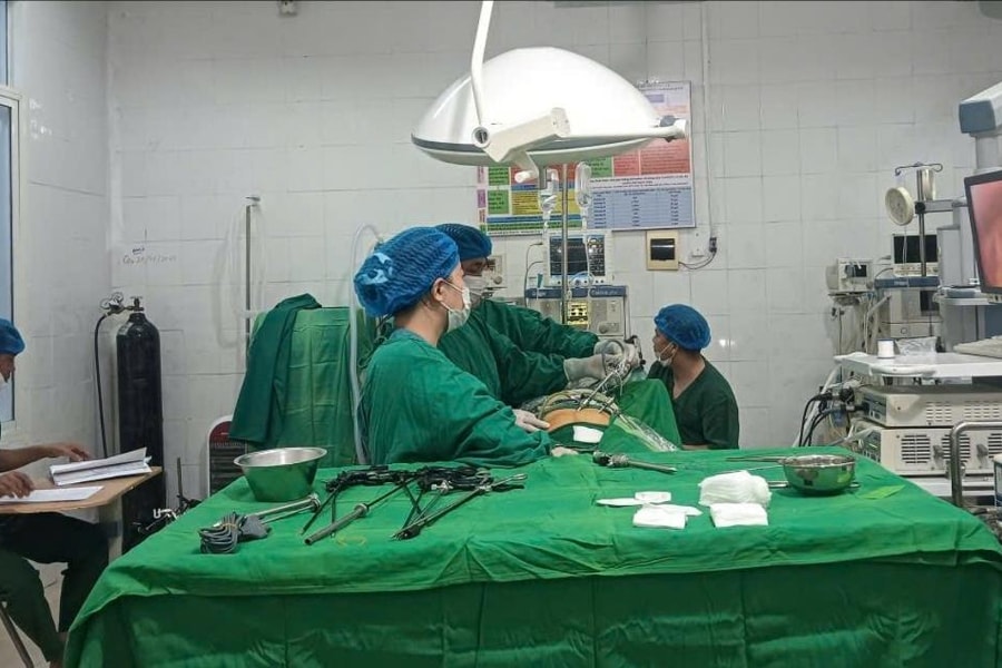 Mổ khẩn cấp cho bệnh nhân đảo ngược phủ tạng