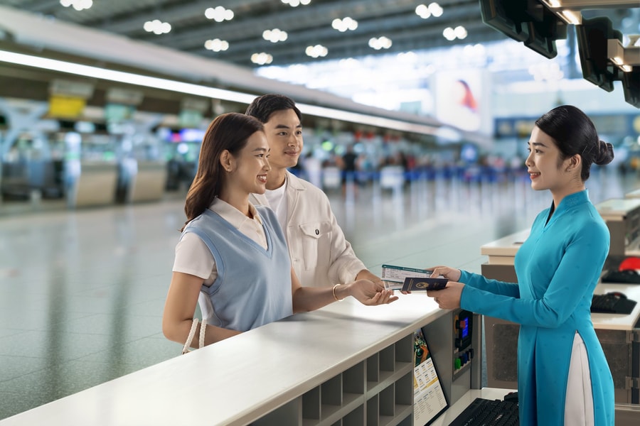 Vietnam Airlines mở bán vé ưu đãi thu 2025 trên đường bay nội địa và quốc tế