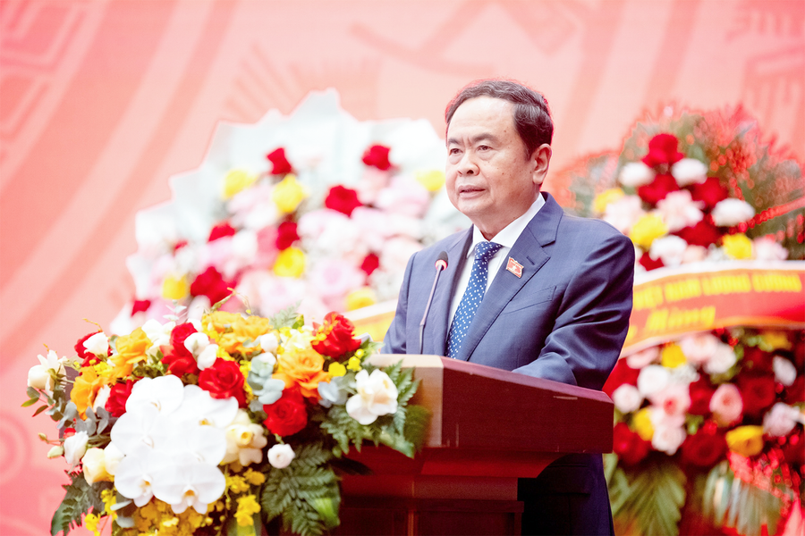 Chú trọng giám sát thường xuyên, giám sát đột xuất để kịp thời phát hiện, tháo gỡ các khó khăn, vướng mắc