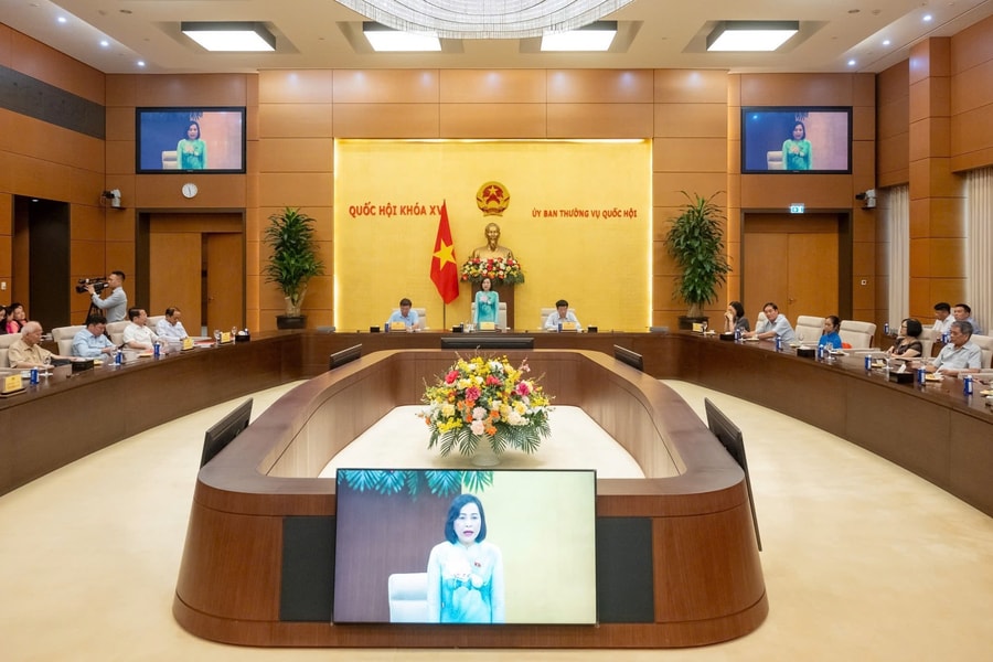 Đoàn ĐBQH tỉnh Ninh Bình góp phần viết nên những trang sử vẻ vang của Quốc hội Việt Nam