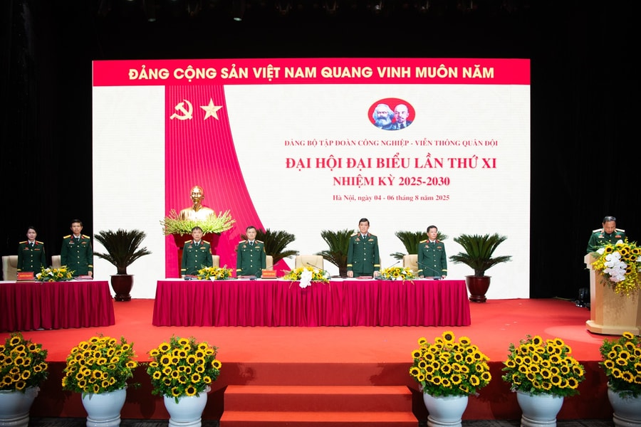 Viettel đặt mục tiêu tăng trưởng 2 con số, đưa Việt Nam trở thành quốc gia xuất khẩu công nghệ cao