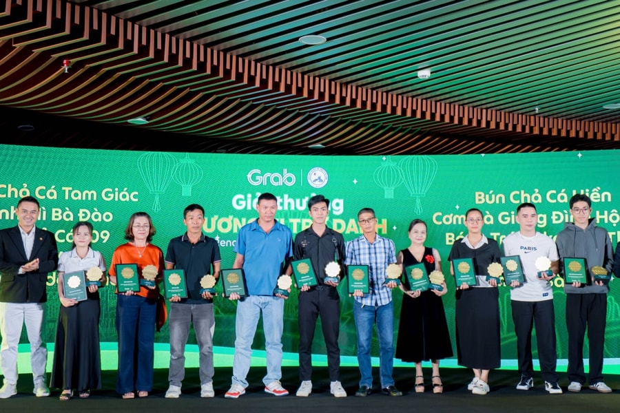 Grab và Hiệp hội Văn hóa Ẩm thực TP. Đà Nẵng vinh danh các quán ngon địa phương