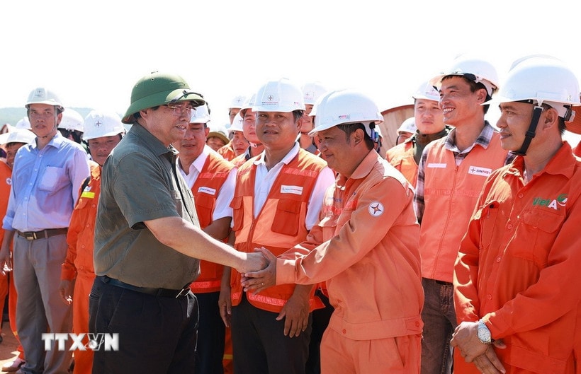 Thủ tướng Phạm Minh Chính: Đến ngày 19/8 phải hoàn thành dự án đường dây 500kv Lào Cai - Vĩnh Yên