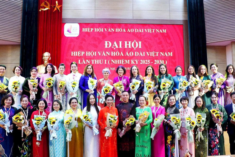 Ra mắt Hiệp hội Văn hóa áo dài Việt Nam