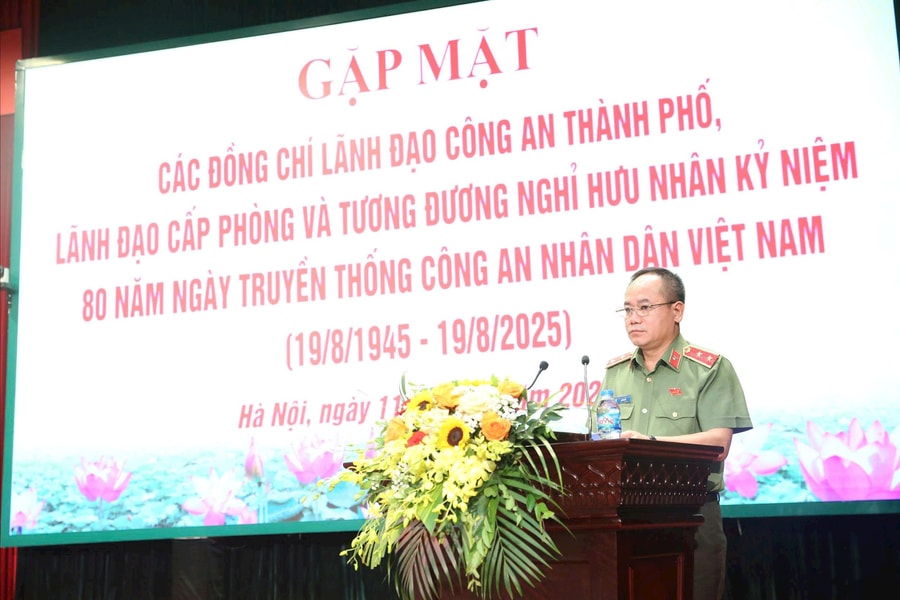 Công an Hà Nội tiếp nối và phát huy truyền thống hào hùng của các thế hệ lãnh đạo đi trước