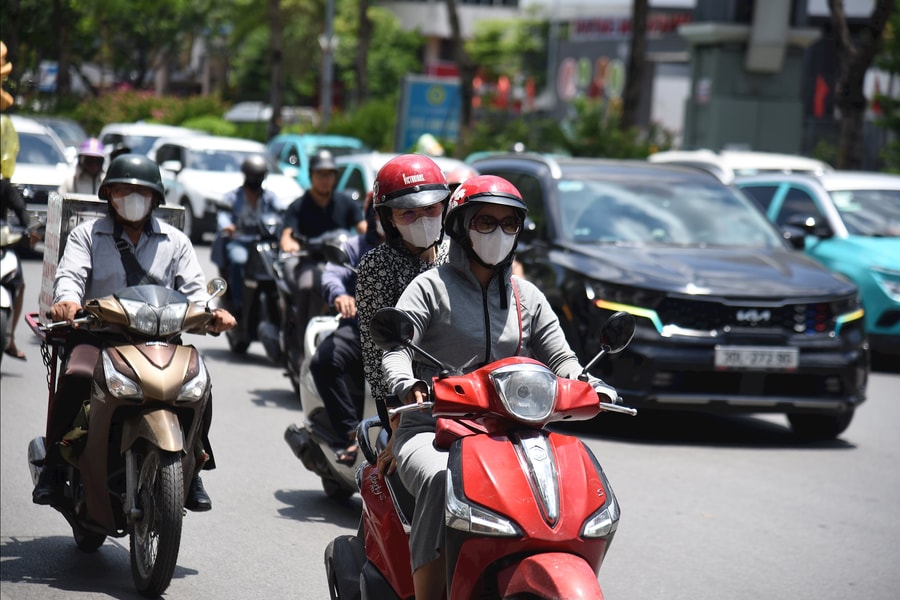 Dự báo thời tiết ngày 11/8: Nắng nóng cục bộ, có nơi trên 37 độ