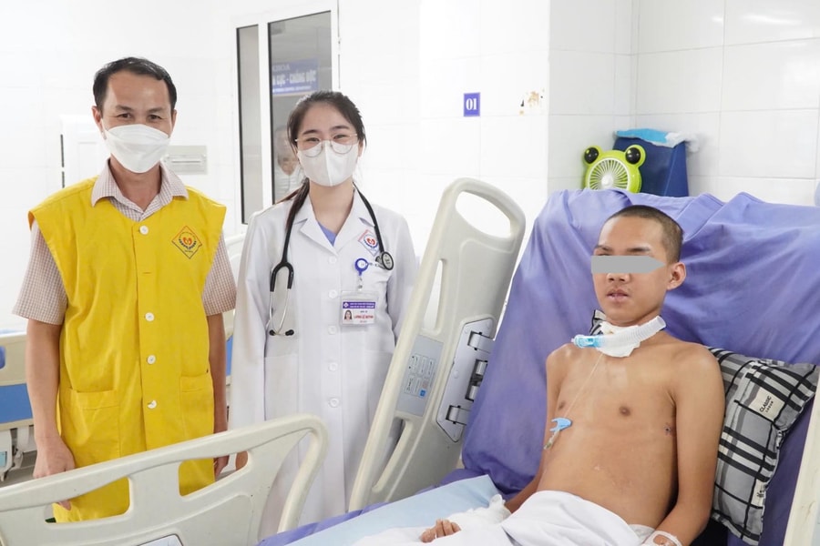 Kỳ tích hồi sinh sau 96 giờ lọc máu liên tục