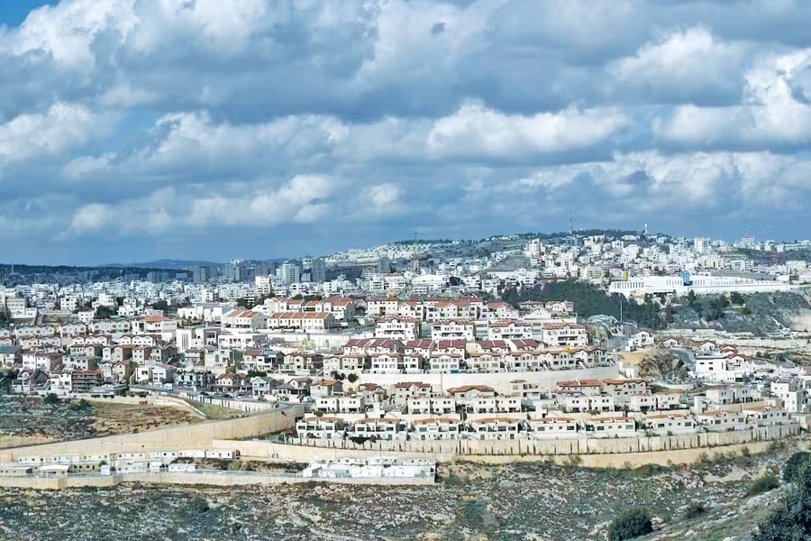 Tiến trình đầy chông gai