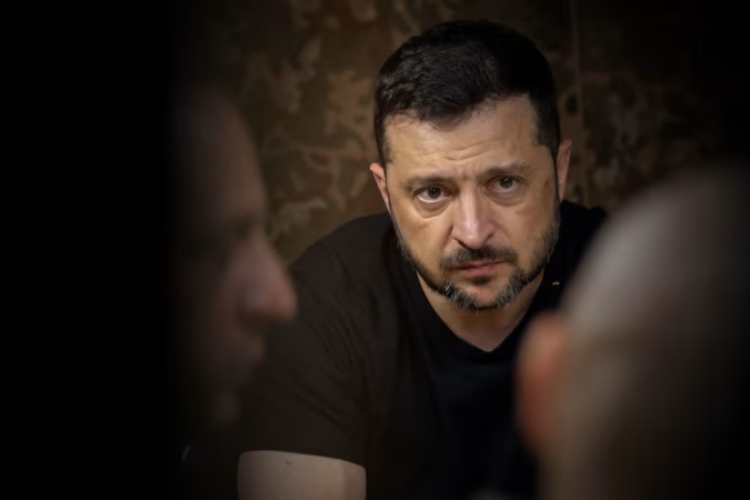 Tổng thống Zelensky trong vòng xoáy "áp lực cực đại"