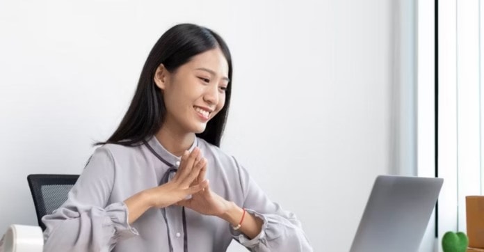 Hướng dẫn tư thế ngồi đúng, hiệu quả khi làm việc