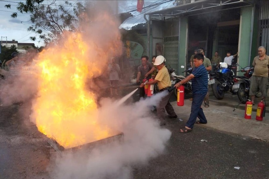 Không để xảy ra cháy nổ, bảo đảm môi trường sống an toàn cho Nhân dân