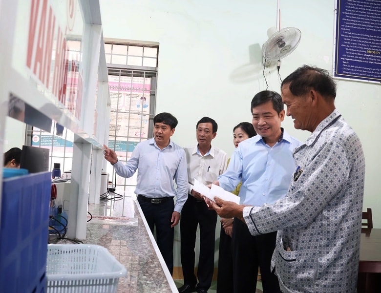 Tăng cường cán bộ cấp xã biết tiếng dân tộc thiểu số