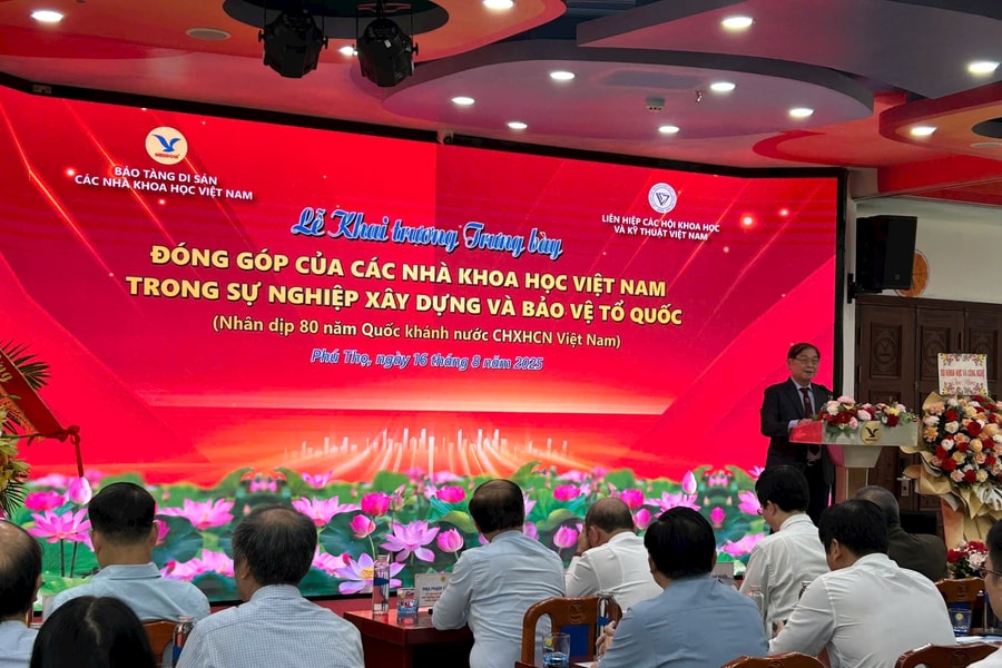 Khai trương không gian trưng bày “Đóng góp của các nhà khoa học Việt Nam trong xây dựng, bảo vệ Tổ quốc”