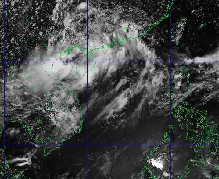 Áp thấp nhiệt đới tiến sát, cách đặc khu Bạch Long Vĩ khoảng 55km