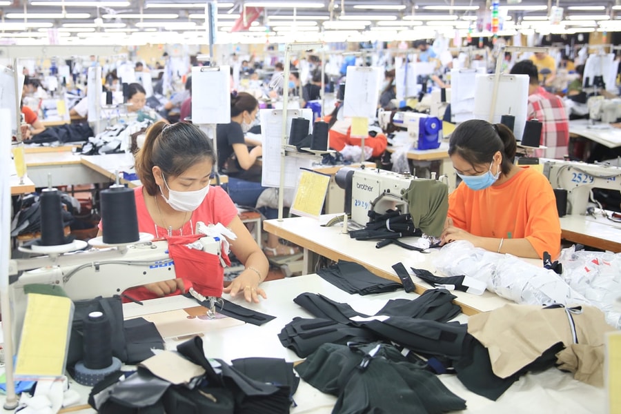 Chuẩn hóa thị trường cung ứng nguyên phụ liệu ngành dệt may da giày