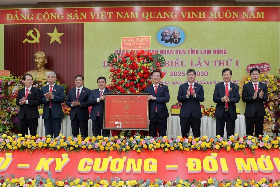 Khẳng định vai trò của Đảng bộ UBND tỉnh Lâm Đồng đối với hoạt động chính quyền
