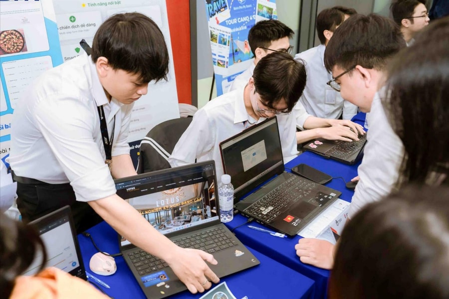 Trường ĐH Hùng Vương và Trường ĐH Luật Thành phố Hồ Chí Minh công bố điểm chuẩn, dao động từ 15 - 25 điểm