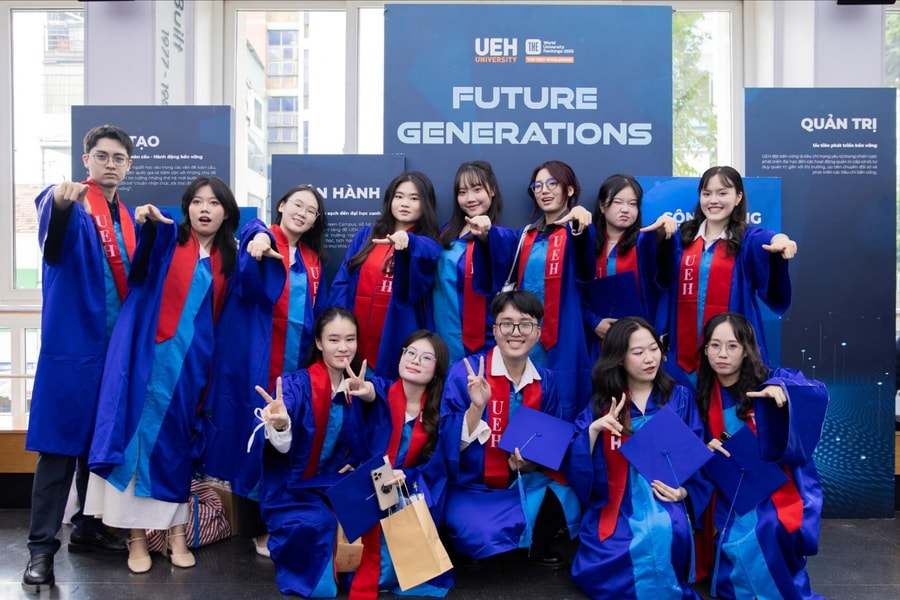 Điểm chuẩn Trường Đại học Kinh tế - Luật và Đại học Kinh tế TP. Hồ Chí Minh năm 2025, biến động nhiều so với năm trước