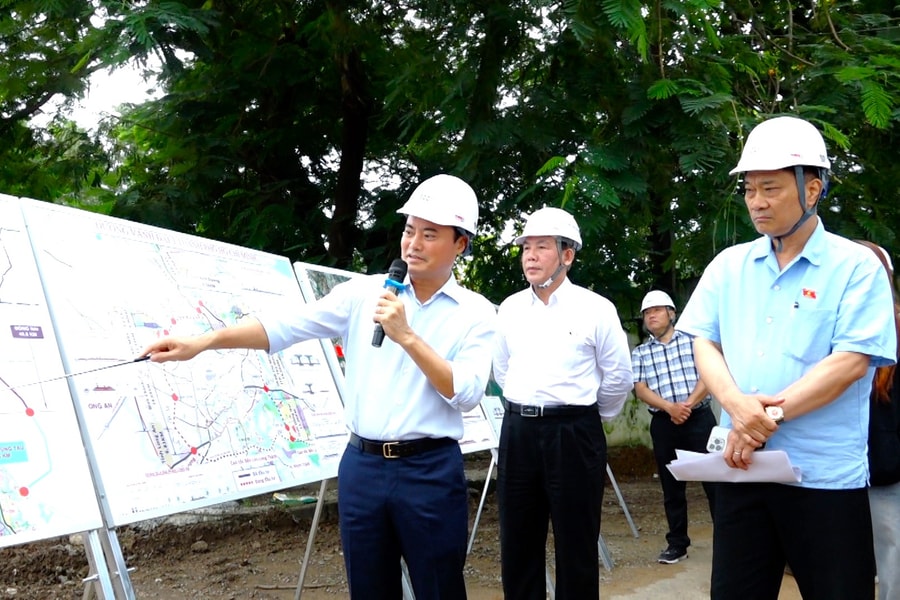 Phó Chủ tịch Quốc hội Vũ Hồng Thanh khảo sát thực địa dự án trọng điểm tại TP. Hồ Chí Minh