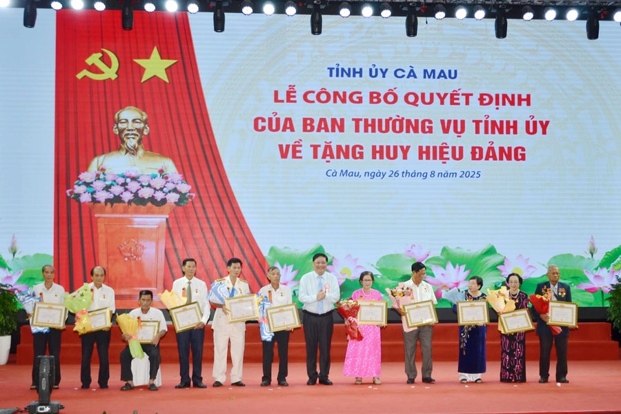 Cà Mau: Khơi dậy hào khí Cách mạng Tháng Tám, vững bước dựng xây quê hương giàu đẹp